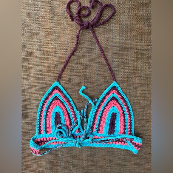 Multistripe Halter top - Picture 3 of 4